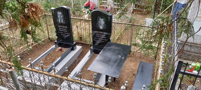 Памятник Вертикальный - Гранит 