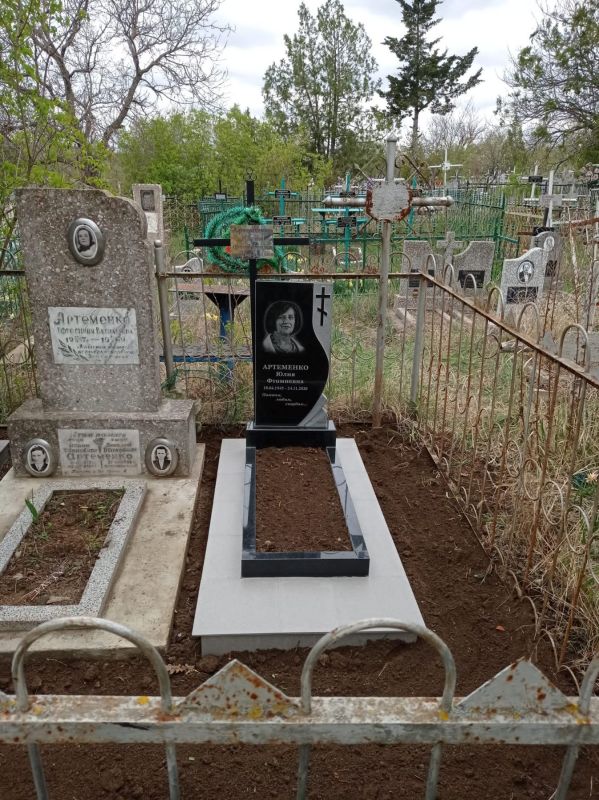 Памятник Вертикальный - Гранит 
