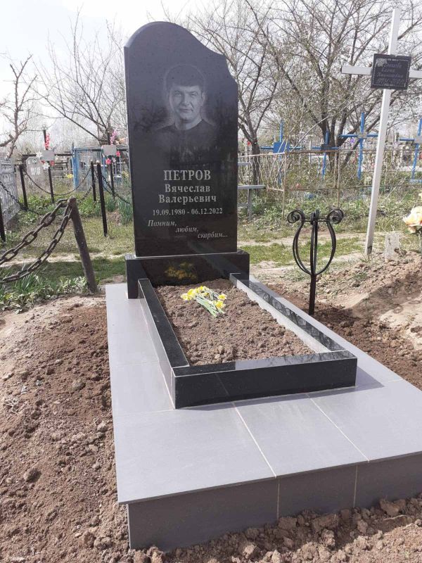 Памятник Вертикальный - Гранит 