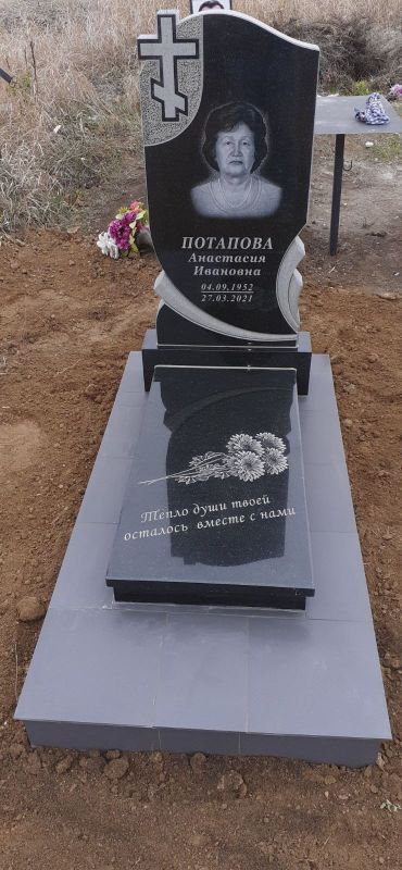 Памятник Вертикальный - Гранит 