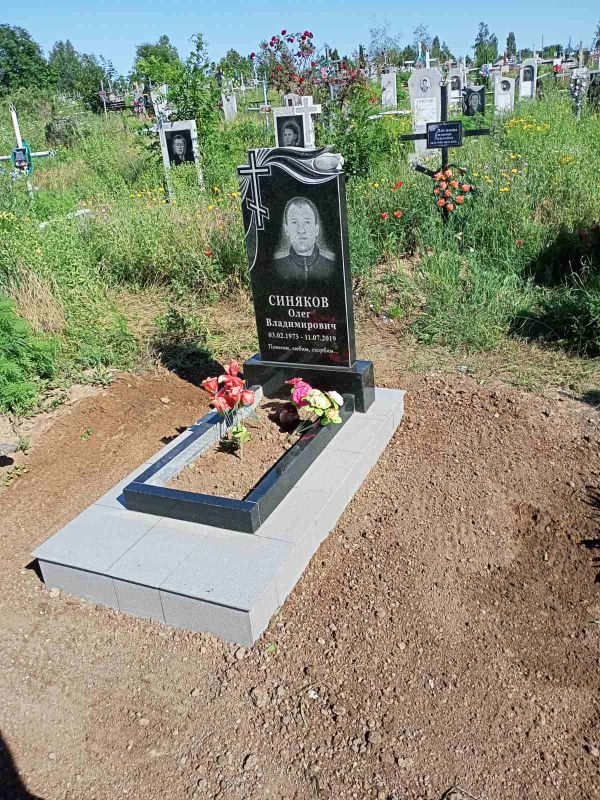Памятник Вертикальный - Гранит 